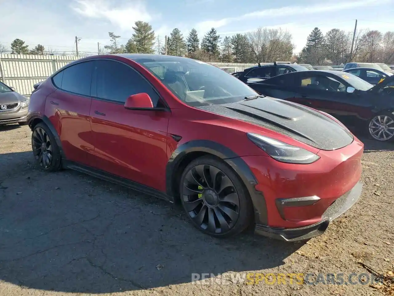 4 Photograph of a damaged car 5YJYGDEF7MF197484 TESLA MODEL Y 2021