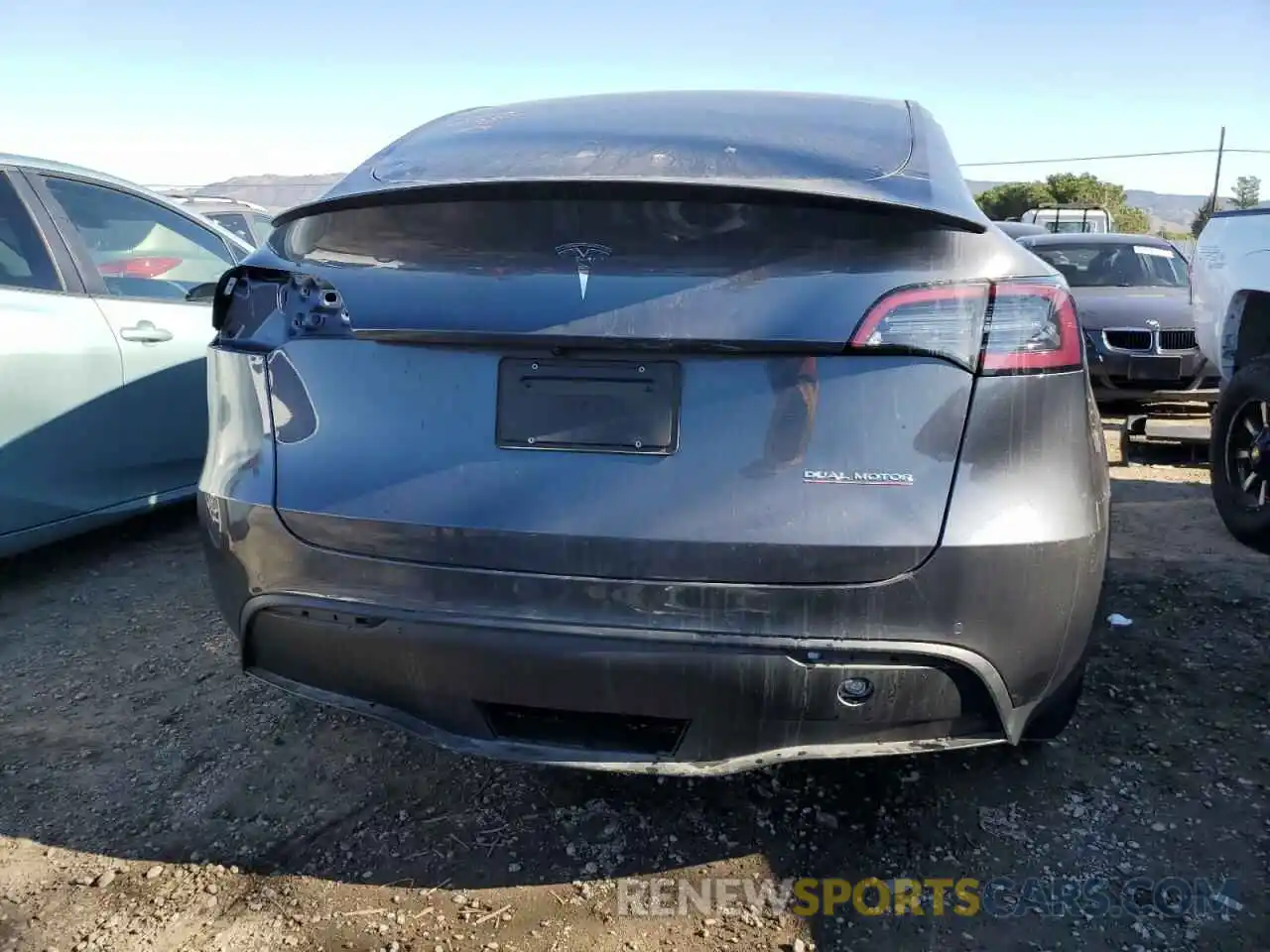 6 Photograph of a damaged car 5YJYGDEF7MF202182 TESLA MODEL Y 2021