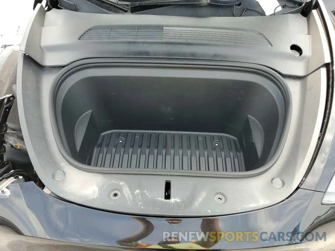 11 Photograph of a damaged car 5YJYGDEF7MF209486 TESLA MODEL Y 2021