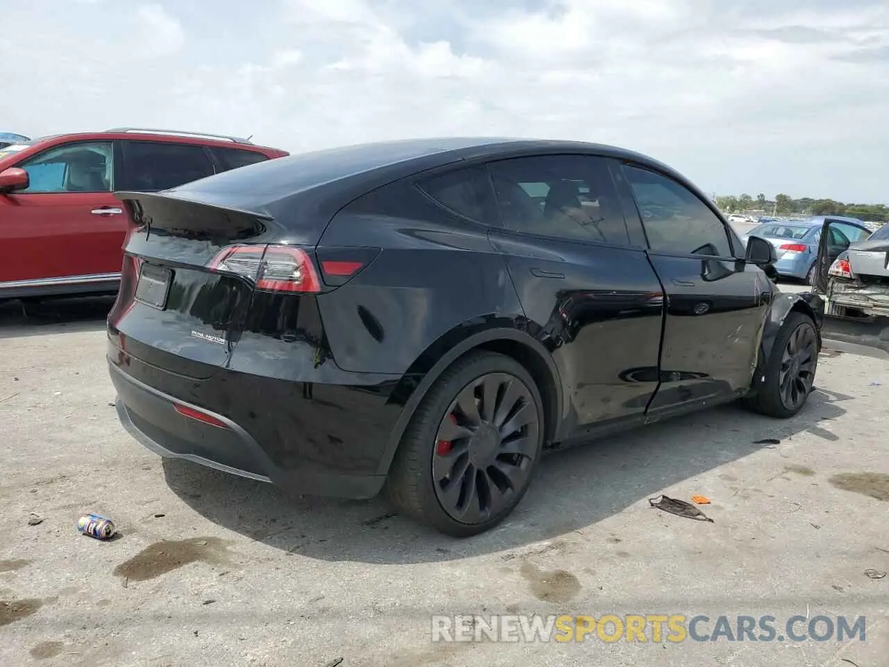 3 Photograph of a damaged car 5YJYGDEF7MF209486 TESLA MODEL Y 2021