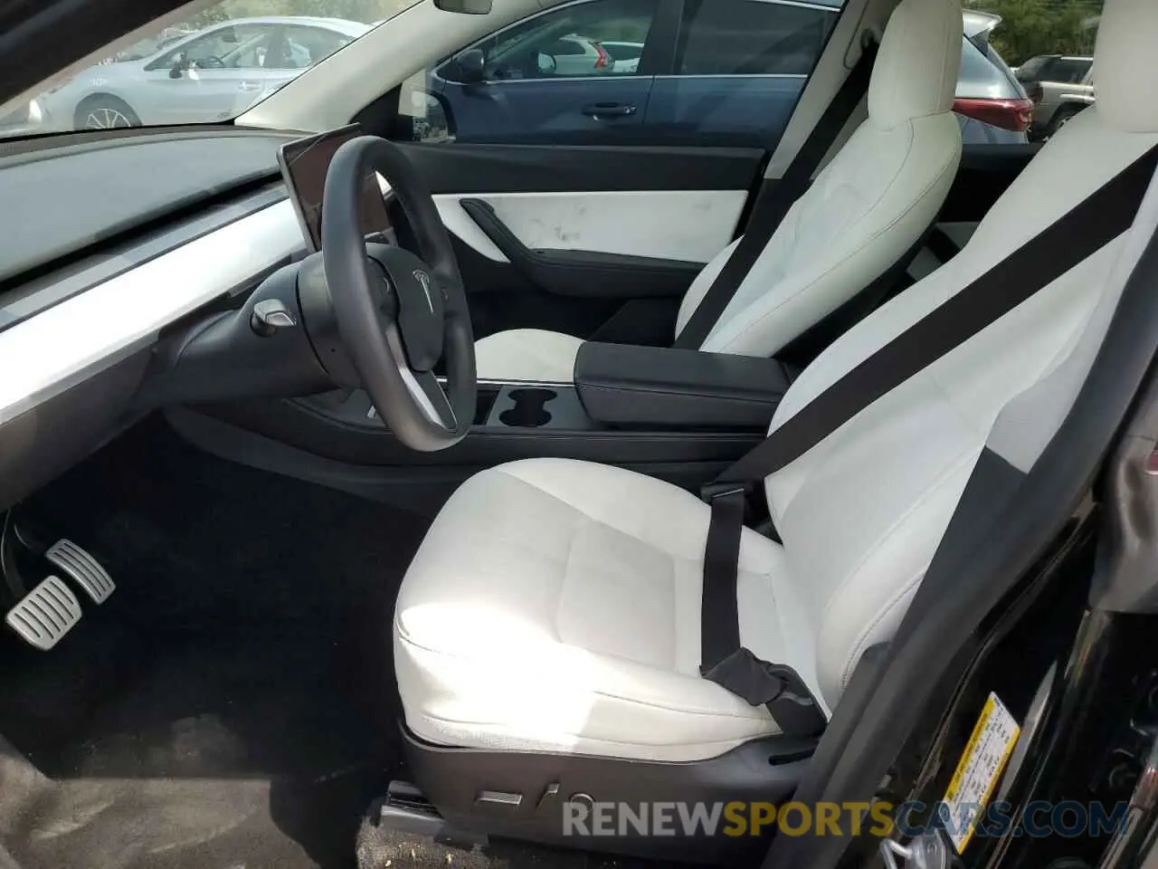 7 Photograph of a damaged car 5YJYGDEF7MF209486 TESLA MODEL Y 2021