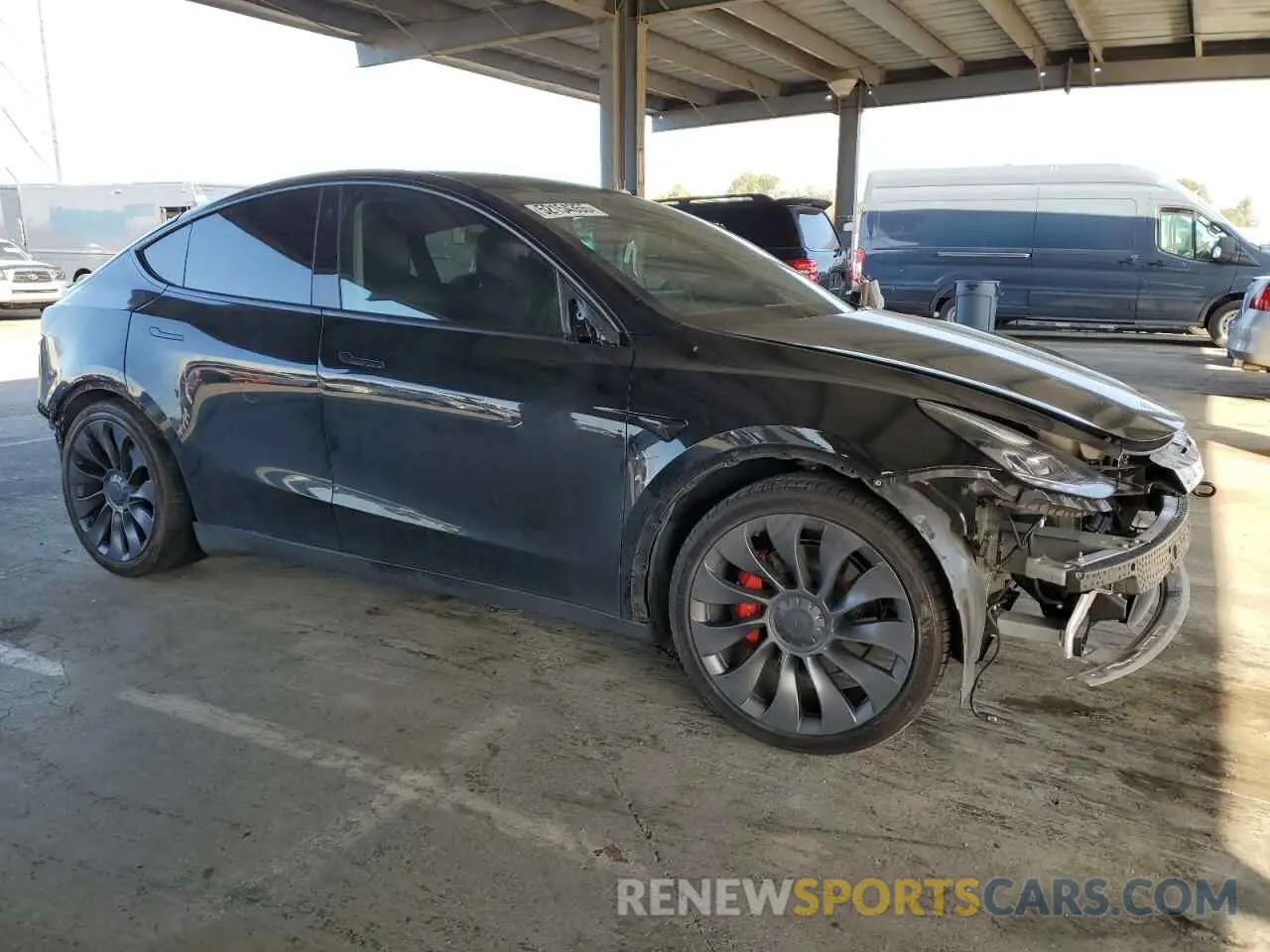 4 Photograph of a damaged car 5YJYGDEF7MF215644 TESLA MODEL Y 2021