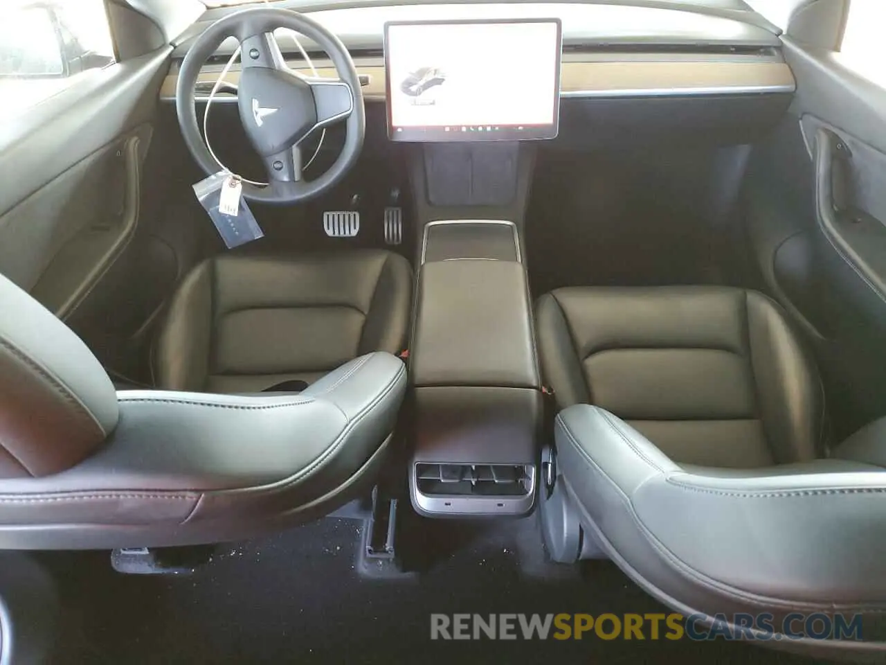 8 Photograph of a damaged car 5YJYGDEF7MF215644 TESLA MODEL Y 2021