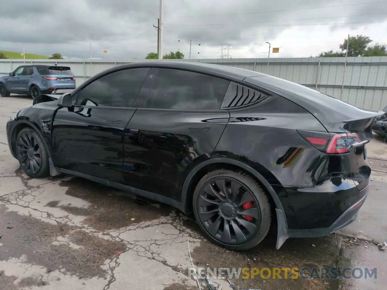 2 Photograph of a damaged car 5YJYGDEF7MF268876 TESLA MODEL Y 2021