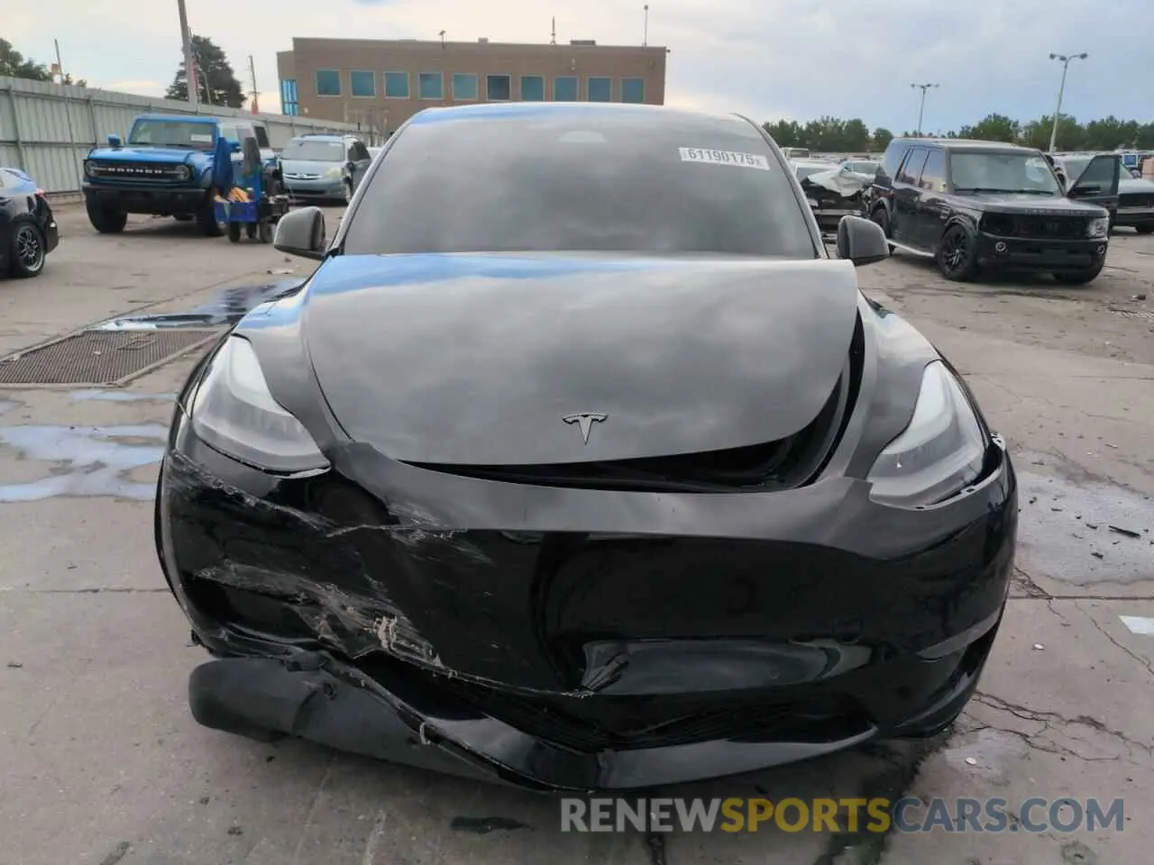 5 Photograph of a damaged car 5YJYGDEF7MF268876 TESLA MODEL Y 2021