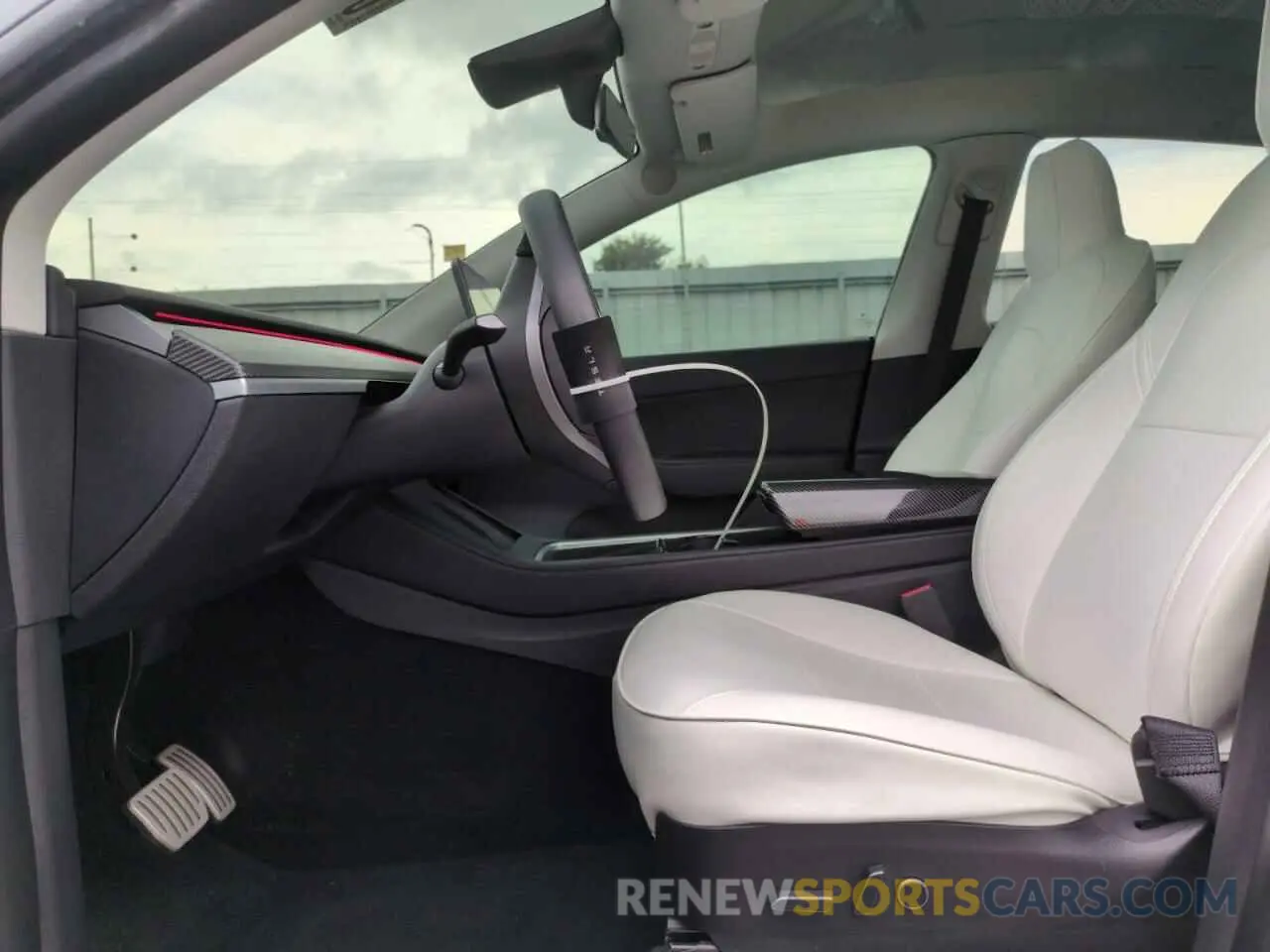 7 Photograph of a damaged car 5YJYGDEF7MF268876 TESLA MODEL Y 2021