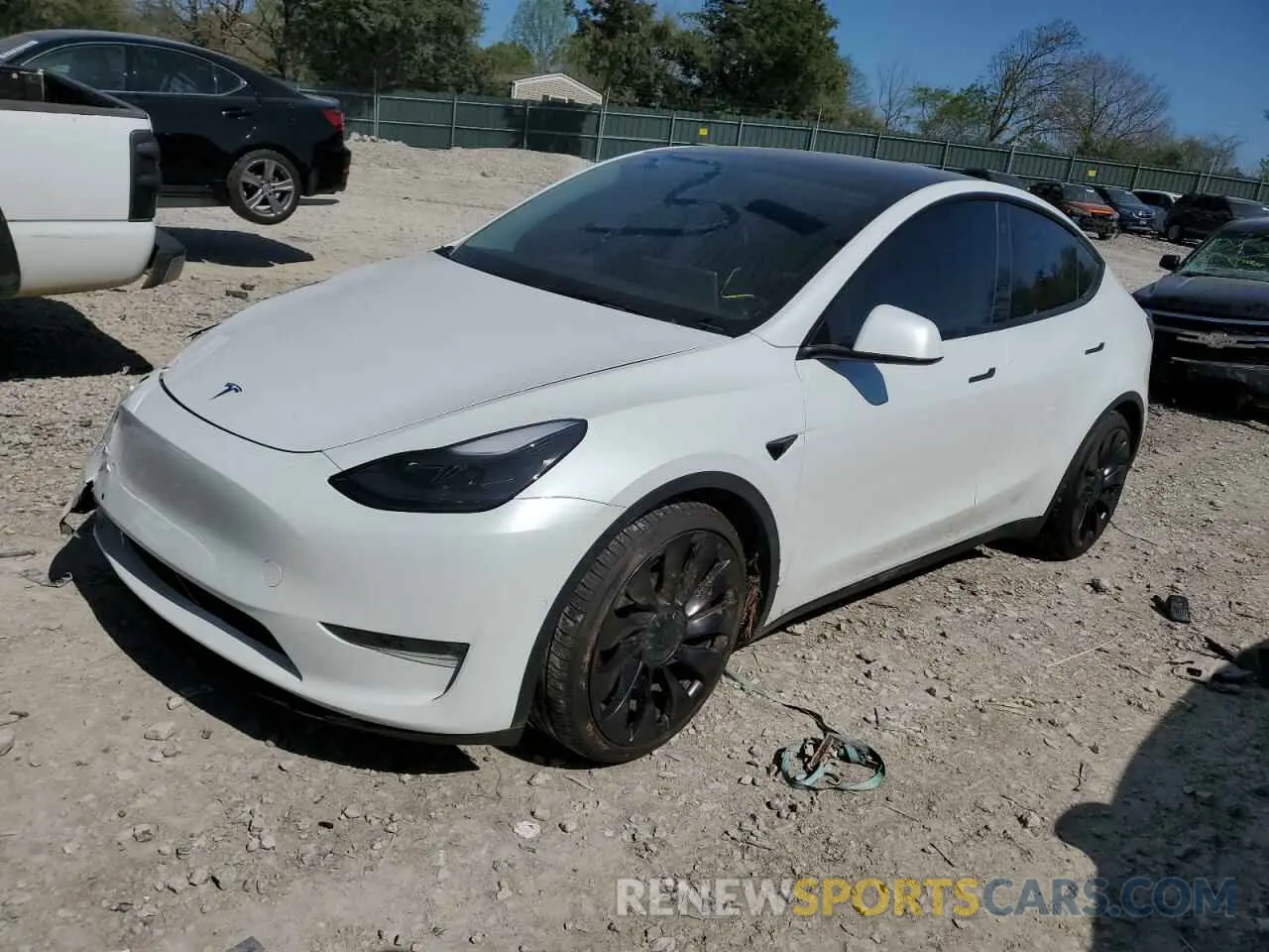 1 Photograph of a damaged car 5YJYGDEF7MF269221 TESLA MODEL Y 2021