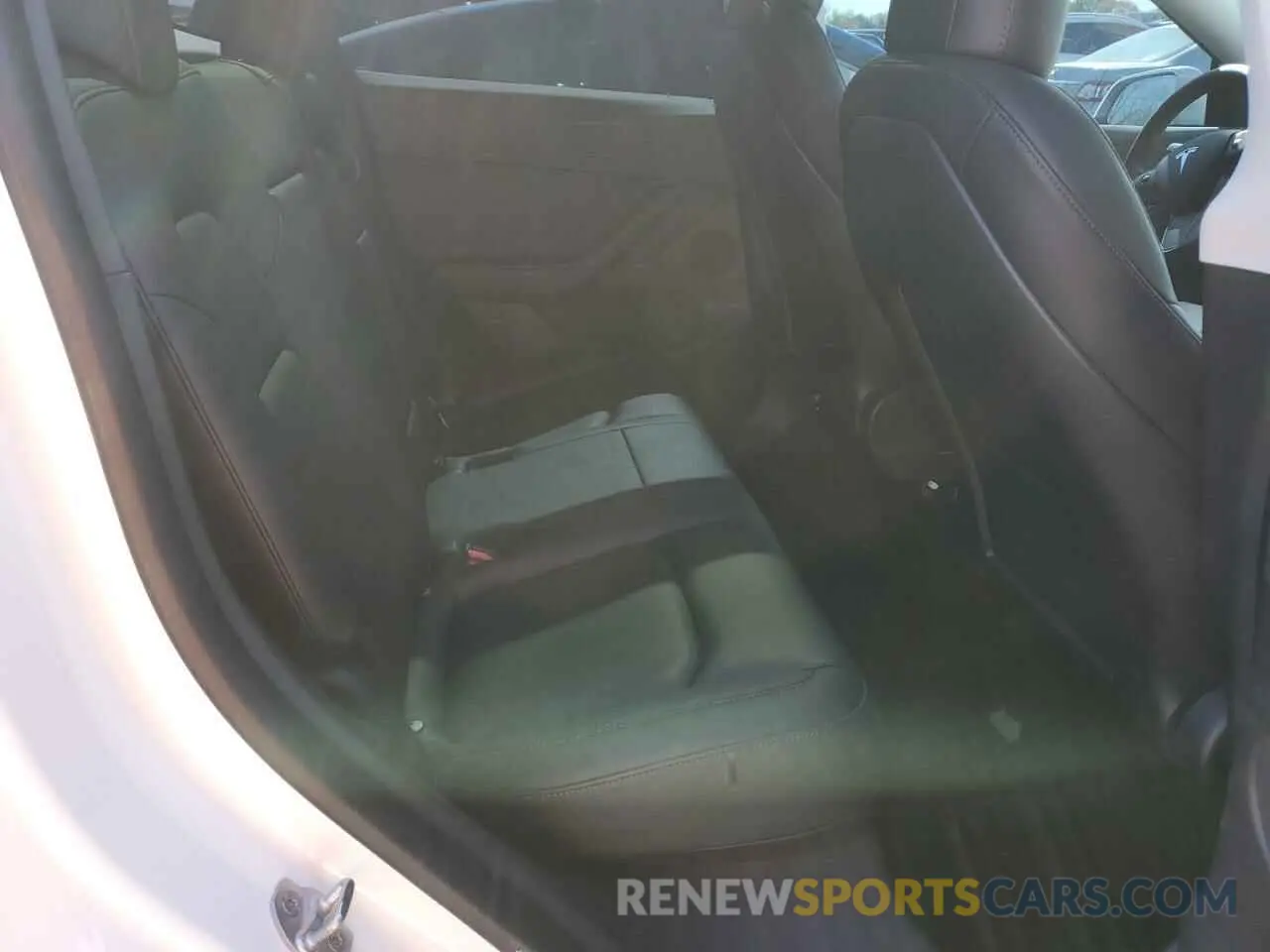 11 Photograph of a damaged car 5YJYGDEF7MF269221 TESLA MODEL Y 2021