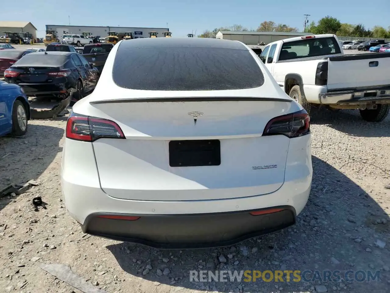 6 Photograph of a damaged car 5YJYGDEF7MF269221 TESLA MODEL Y 2021