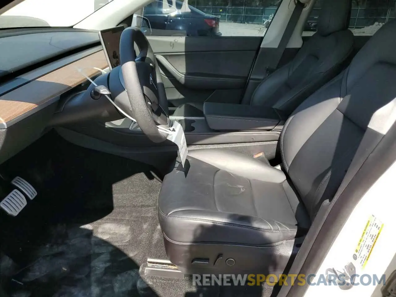 7 Photograph of a damaged car 5YJYGDEF7MF269221 TESLA MODEL Y 2021