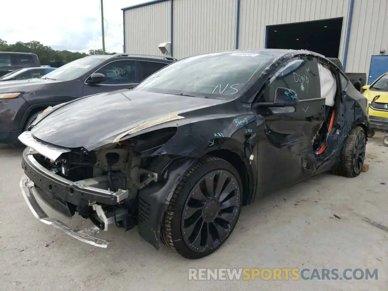 2 Photograph of a damaged car 5YJYGDEF7MF305621 TESLA MODEL Y 2021