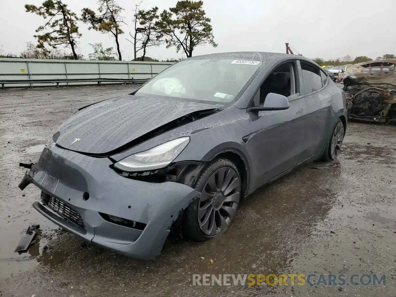 2 Photograph of a damaged car 5YJYGDEF8MF075474 TESLA MODEL Y 2021