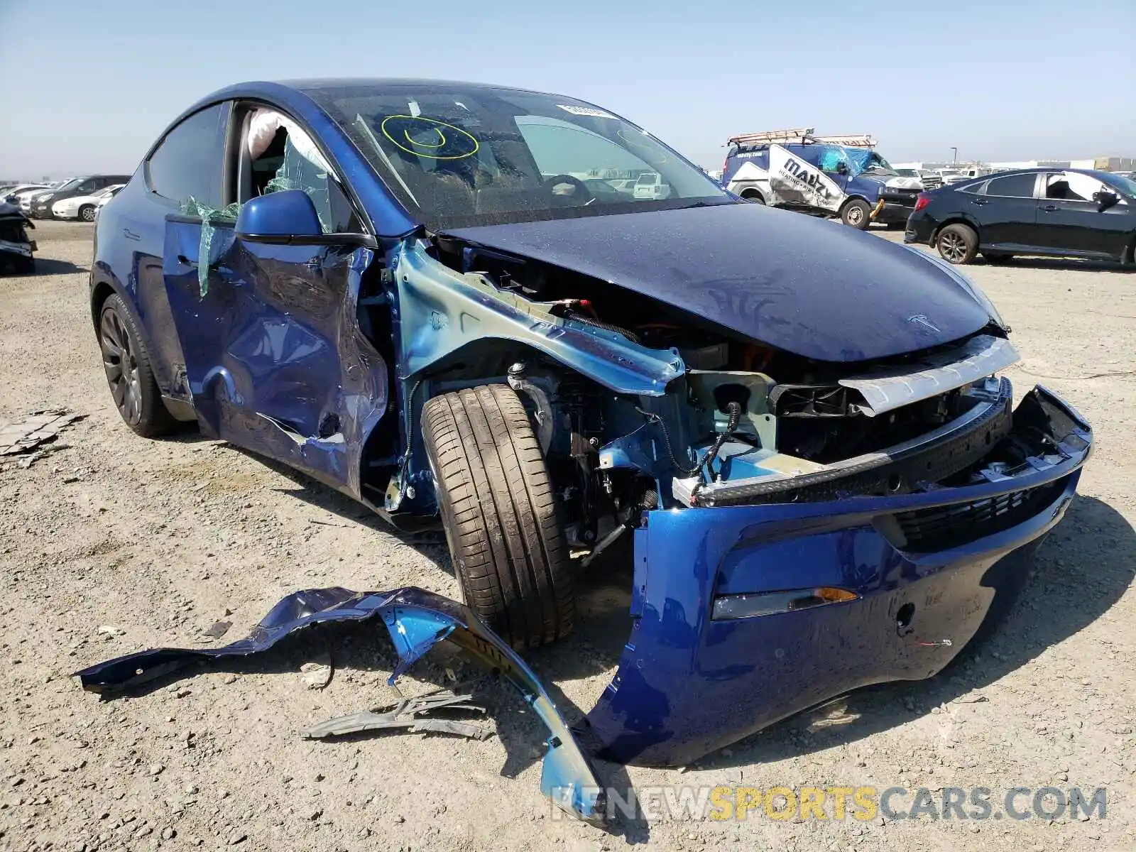 1 Photograph of a damaged car 5YJYGDEF8MF197316 TESLA MODEL Y 2021