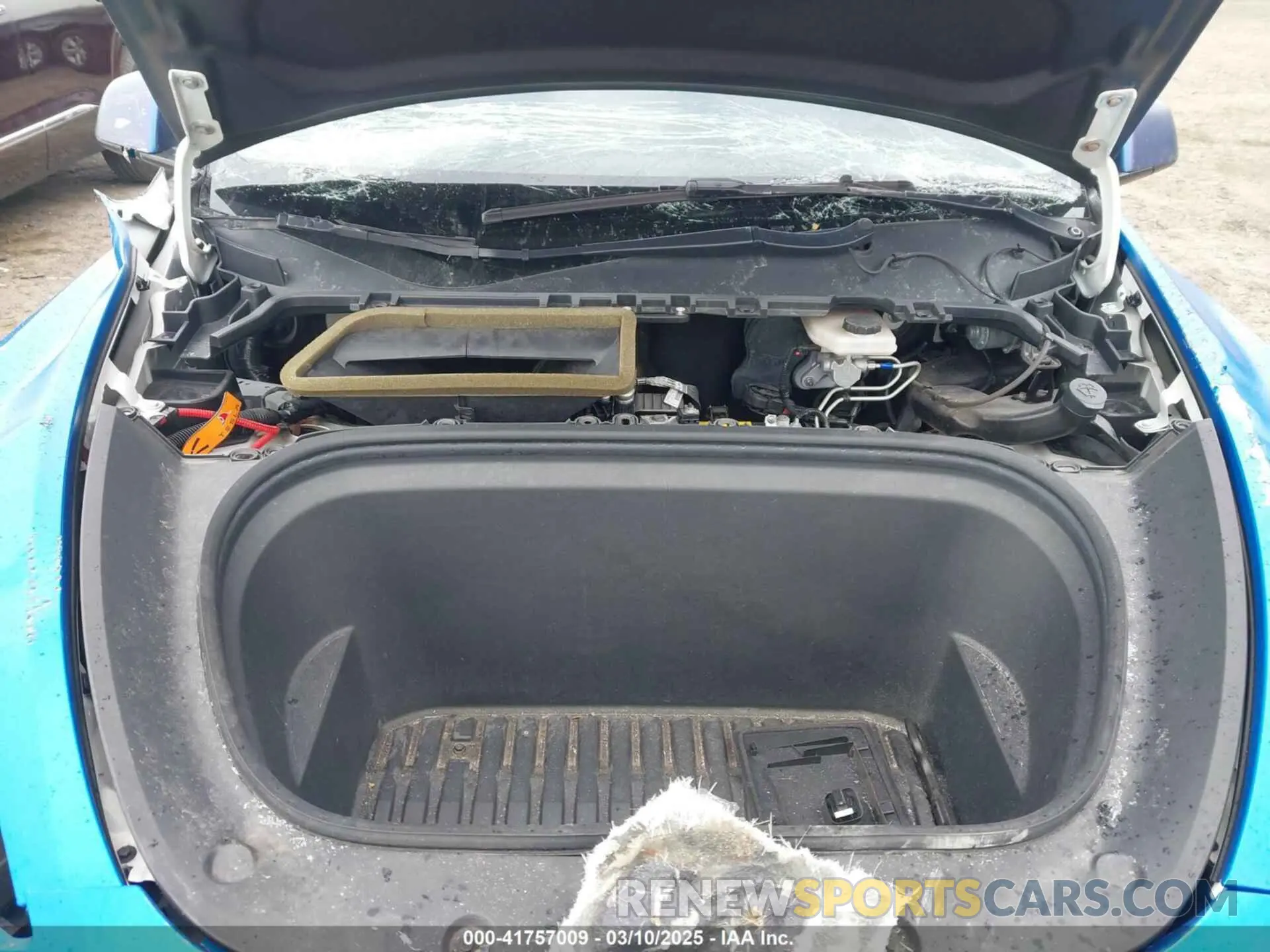 10 Photograph of a damaged car 5YJYGDEF8MF209819 TESLA MODEL Y 2021