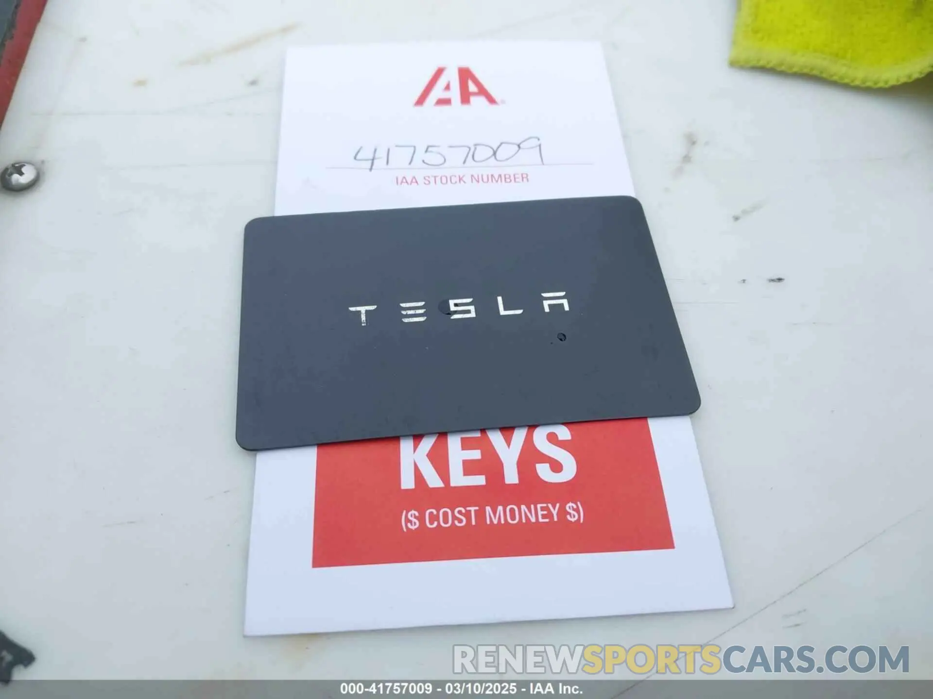 11 Photograph of a damaged car 5YJYGDEF8MF209819 TESLA MODEL Y 2021
