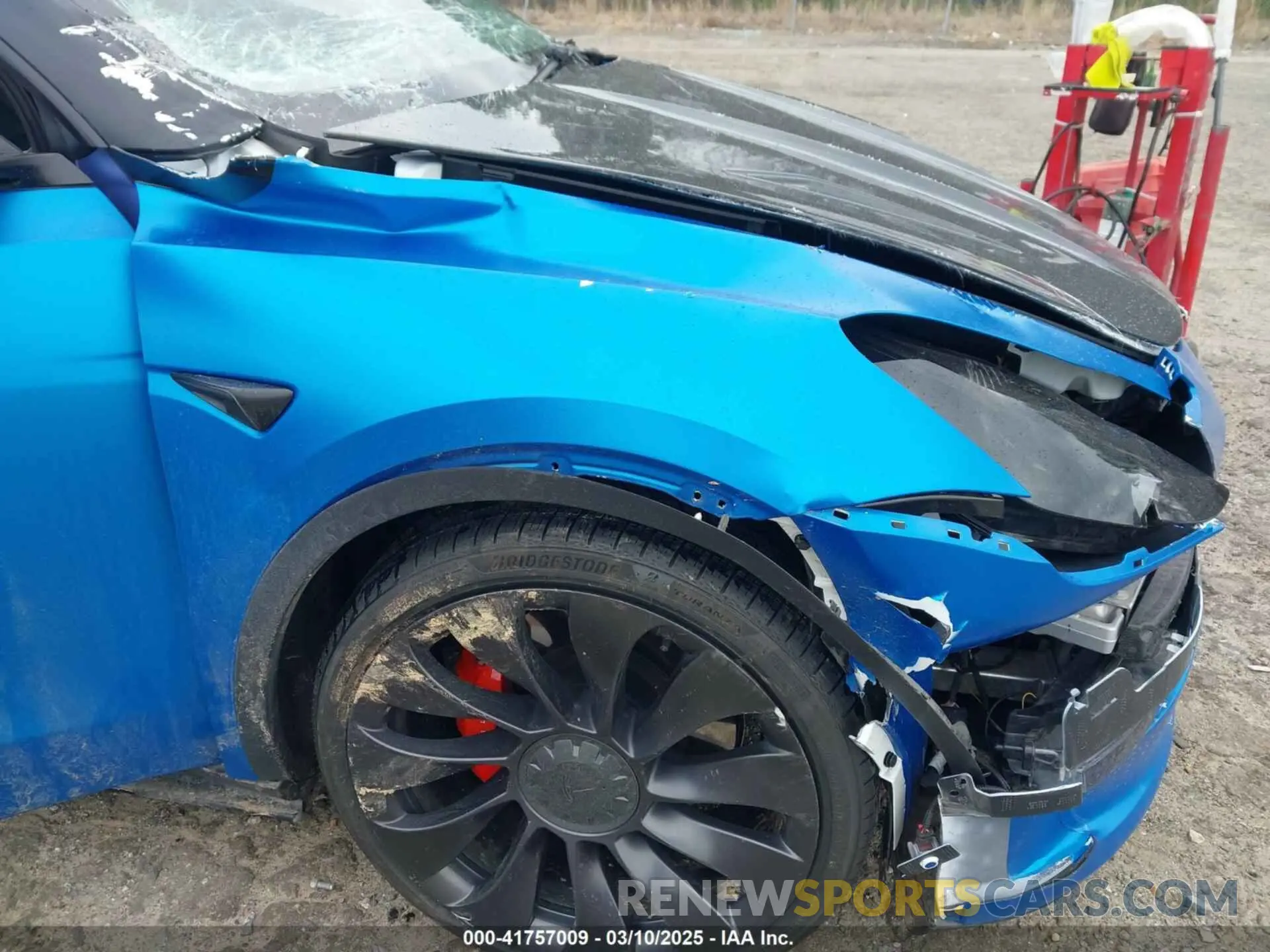 6 Photograph of a damaged car 5YJYGDEF8MF209819 TESLA MODEL Y 2021