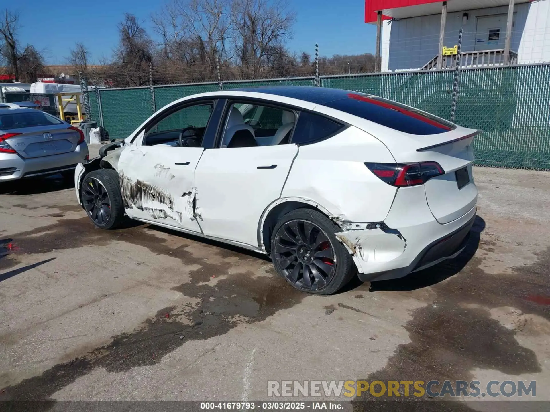 3 Photograph of a damaged car 5YJYGDEF8MF246658 TESLA MODEL Y 2021