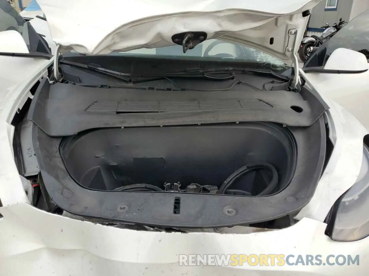 12 Photograph of a damaged car 5YJYGDEF8MF251682 TESLA MODEL Y 2021