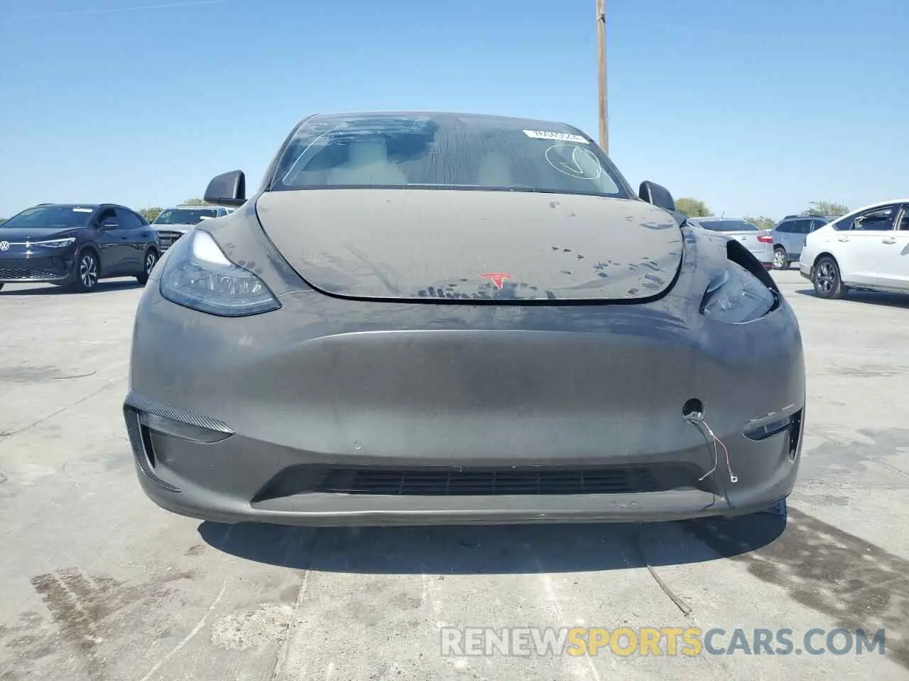 5 Photograph of a damaged car 5YJYGDEF8MF252122 TESLA MODEL Y 2021