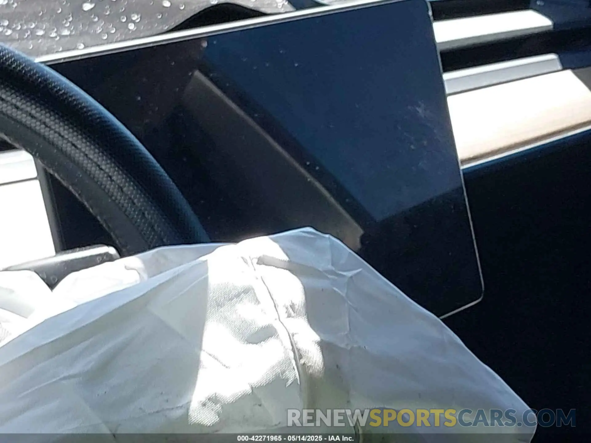 7 Photograph of a damaged car 5YJYGDEF8MF267574 TESLA MODEL Y 2021