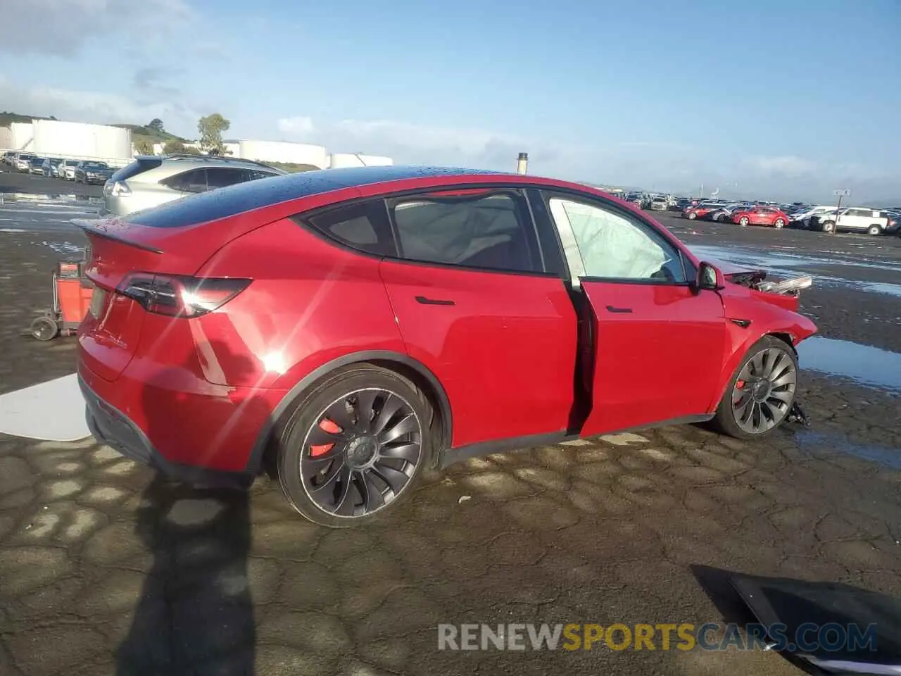 3 Photograph of a damaged car 5YJYGDEF8MF276050 TESLA MODEL Y 2021