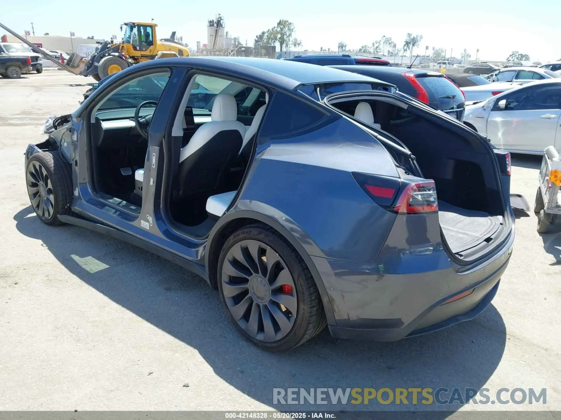 3 Photograph of a damaged car 5YJYGDEF9MF136847 TESLA MODEL Y 2021