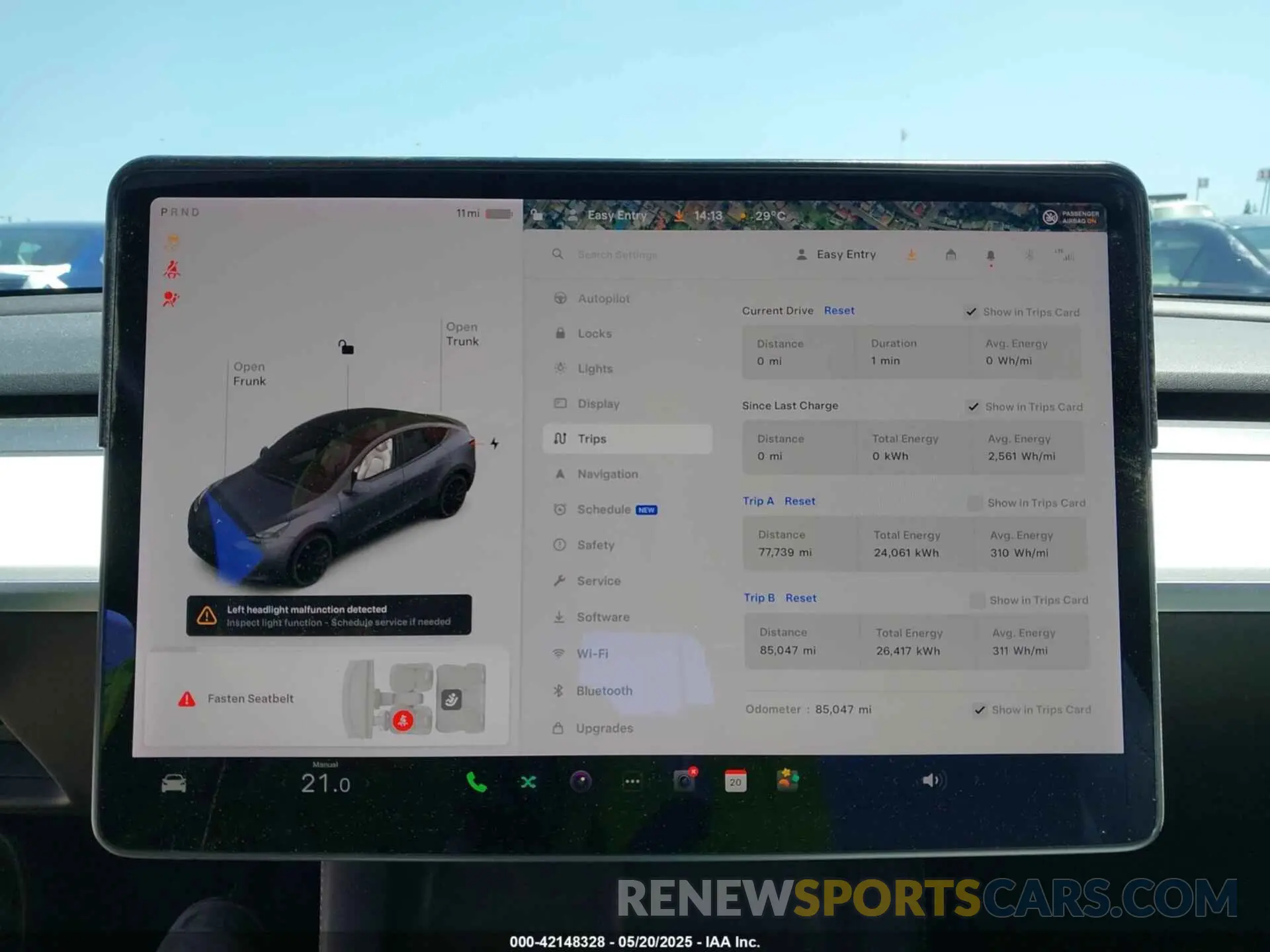 7 Photograph of a damaged car 5YJYGDEF9MF136847 TESLA MODEL Y 2021