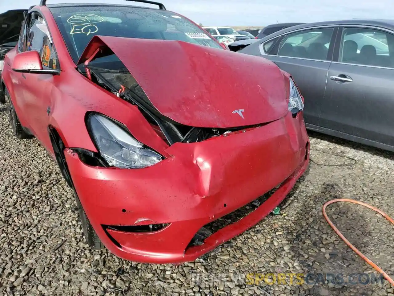 9 Photograph of a damaged car 5YJYGDEF9MF194828 TESLA MODEL Y 2021