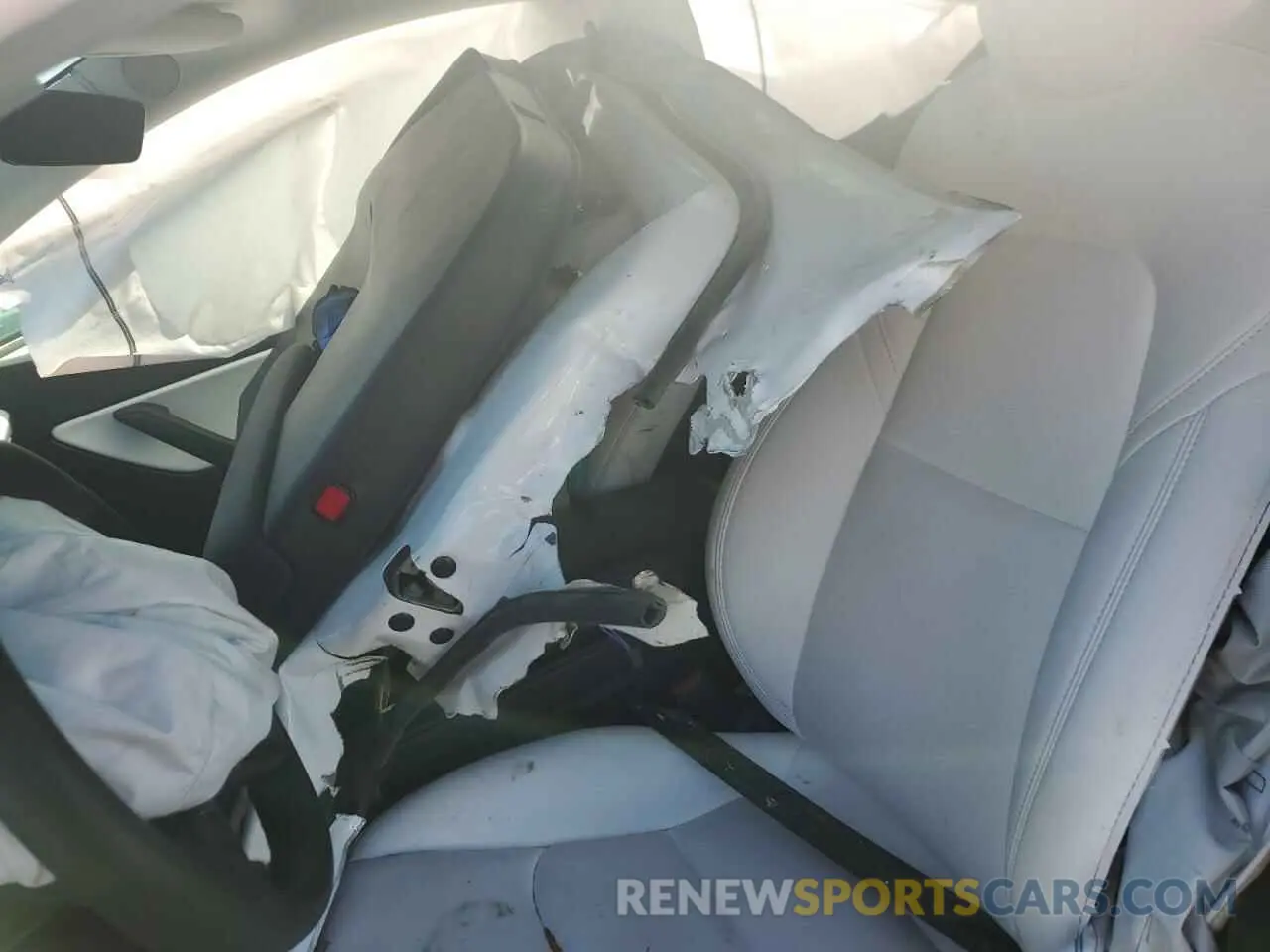 12 Photograph of a damaged car 5YJYGDEF9MF211692 TESLA MODEL Y 2021