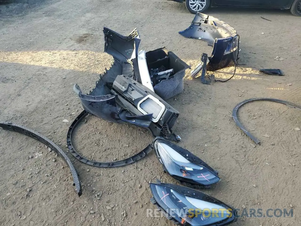 14 Photograph of a damaged car 5YJYGDEF9MF246622 TESLA MODEL Y 2021