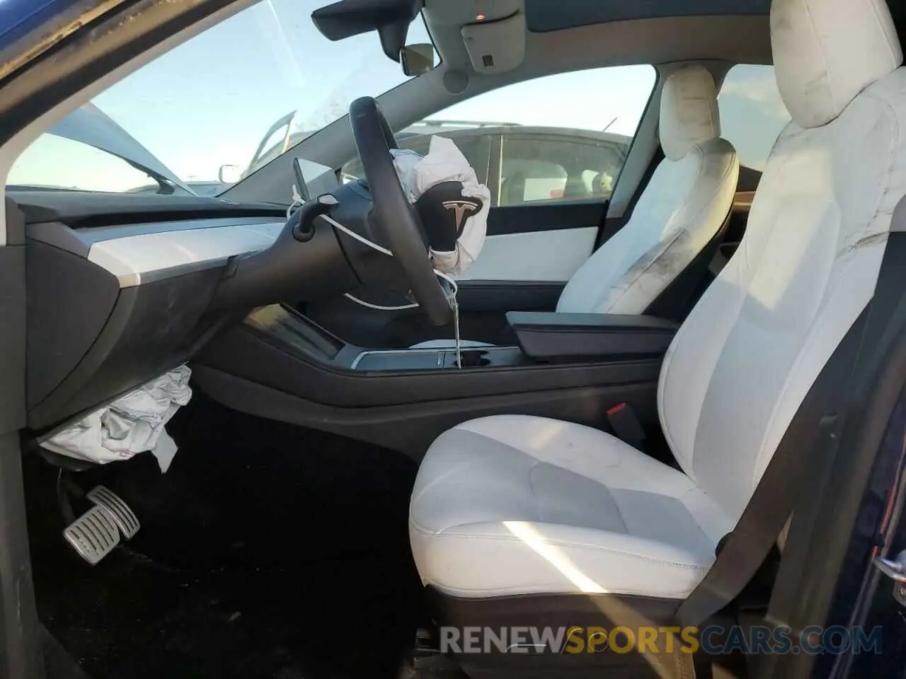7 Photograph of a damaged car 5YJYGDEF9MF246622 TESLA MODEL Y 2021