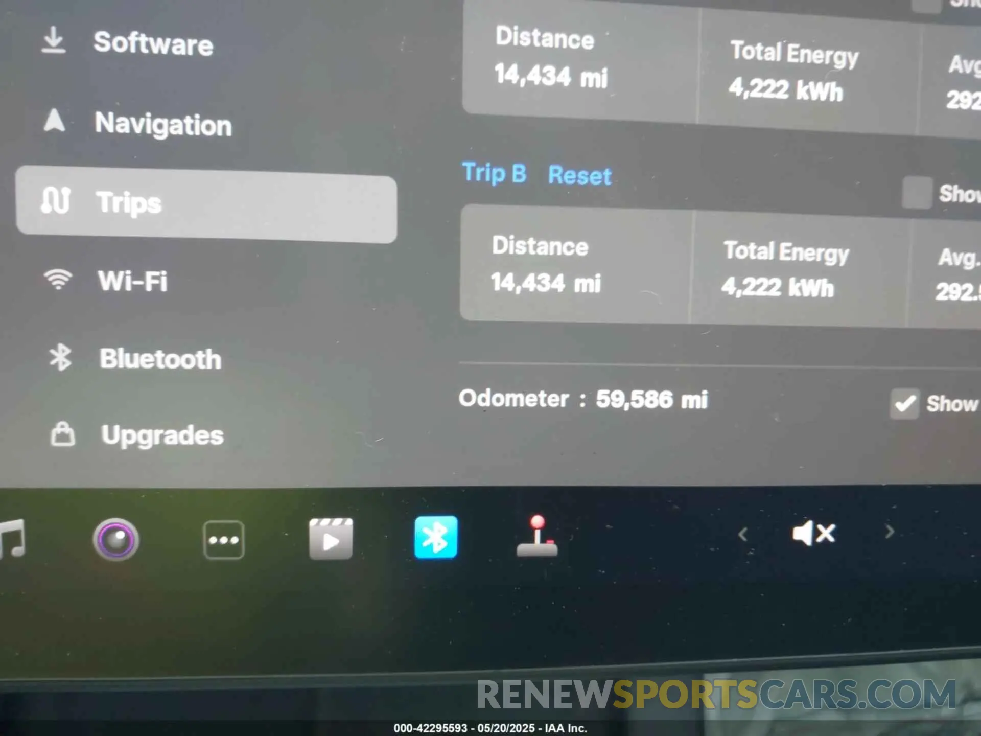 15 Photograph of a damaged car 5YJYGDEF9MF250203 TESLA MODEL Y 2021
