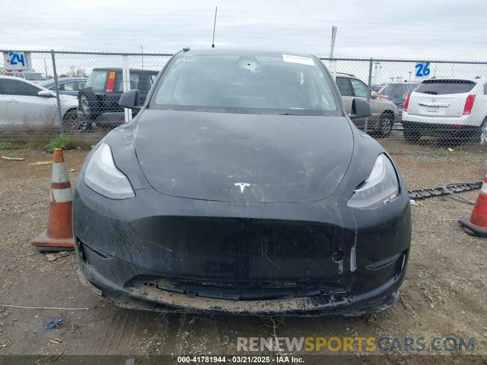 12 Photograph of a damaged car 5YJYGDEF9MF273884 TESLA MODEL Y 2021