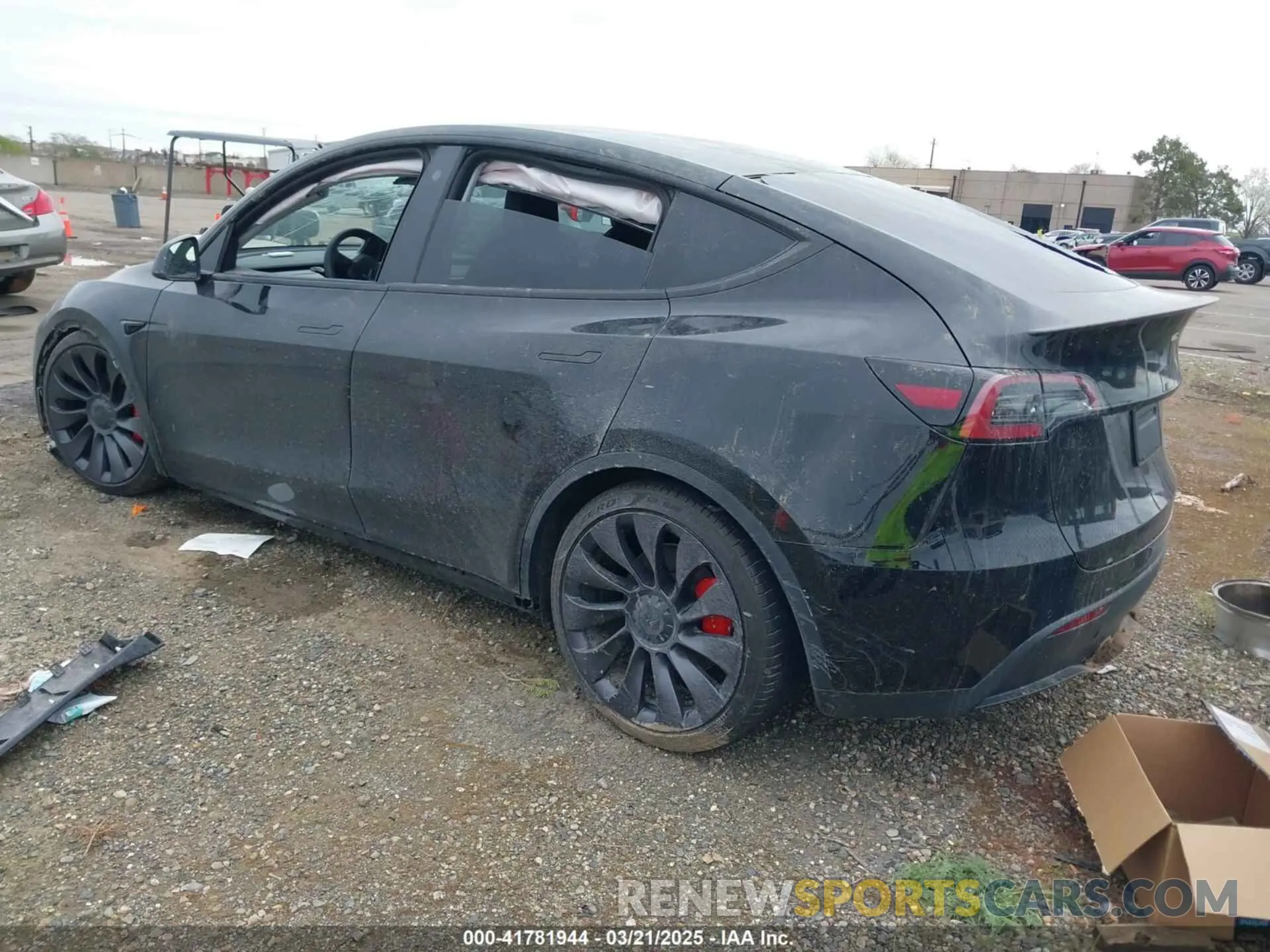 3 Photograph of a damaged car 5YJYGDEF9MF273884 TESLA MODEL Y 2021