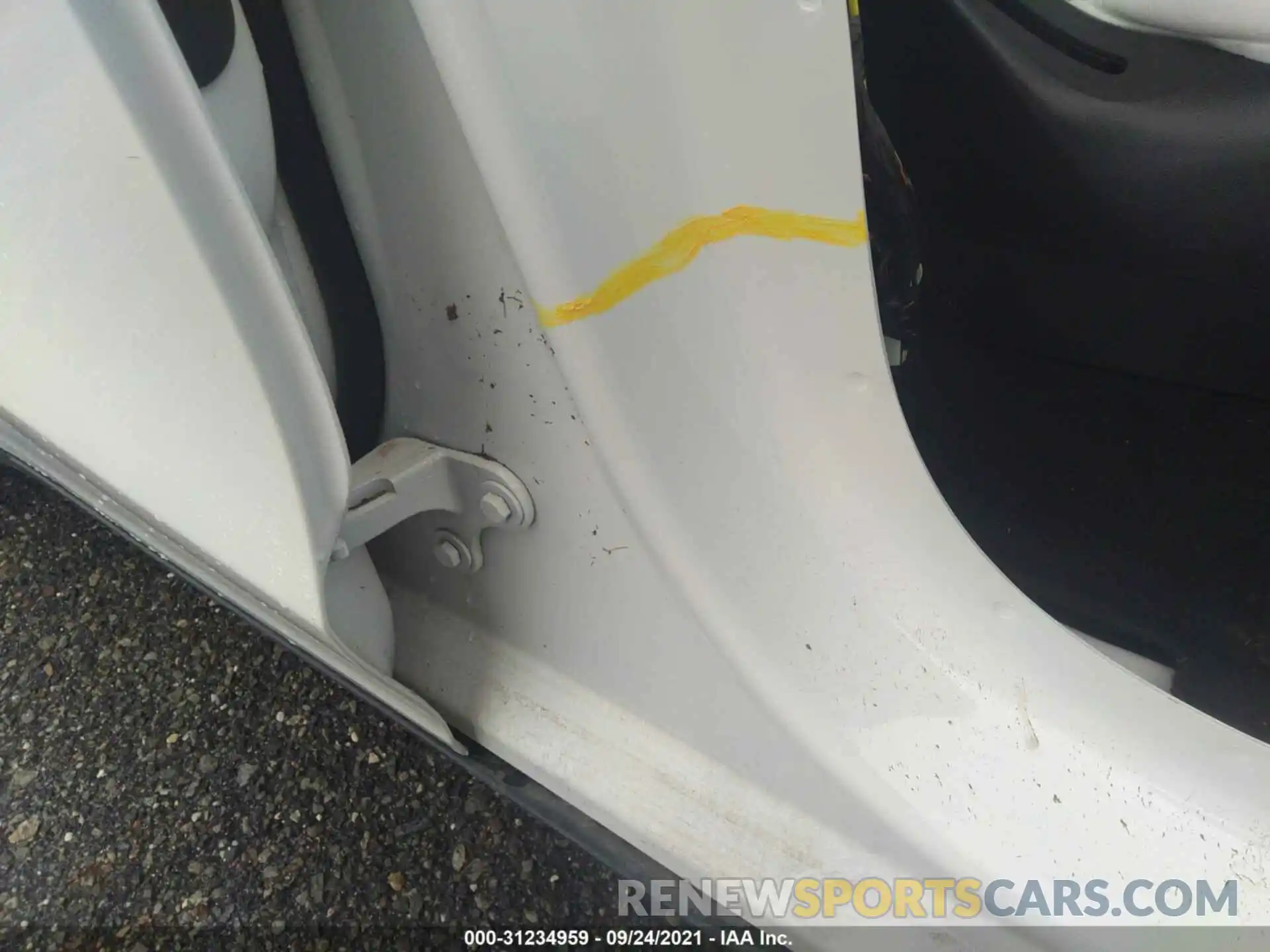 6 Photograph of a damaged car 5YJYGDEFXMF090087 TESLA MODEL Y 2021