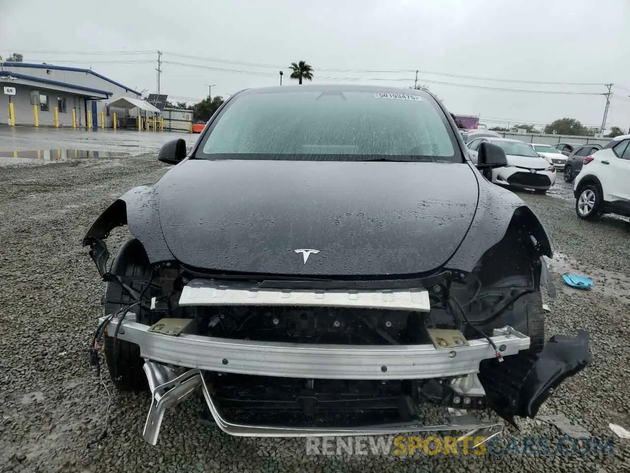 5 Photograph of a damaged car 5YJYGDEFXMF252400 TESLA MODEL Y 2021