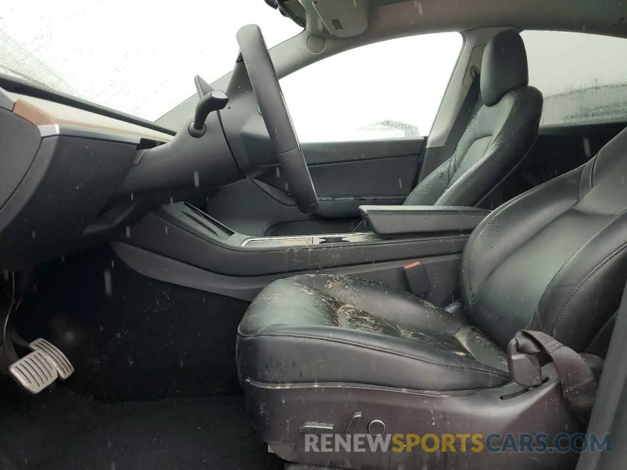 7 Photograph of a damaged car 5YJYGDEFXMF252400 TESLA MODEL Y 2021