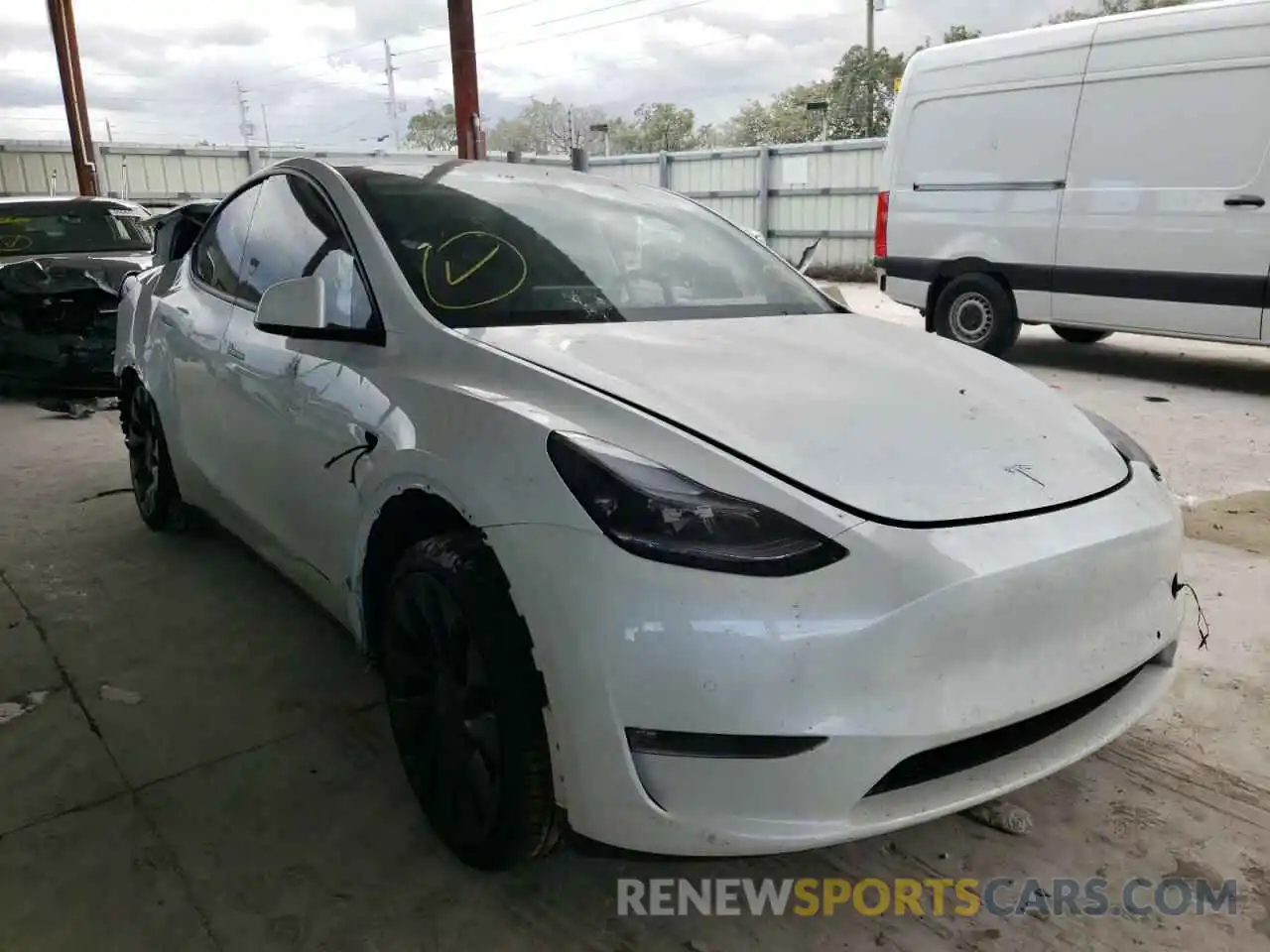 1 Photograph of a damaged car 5YJYGDEFXMF267463 TESLA MODEL Y 2021