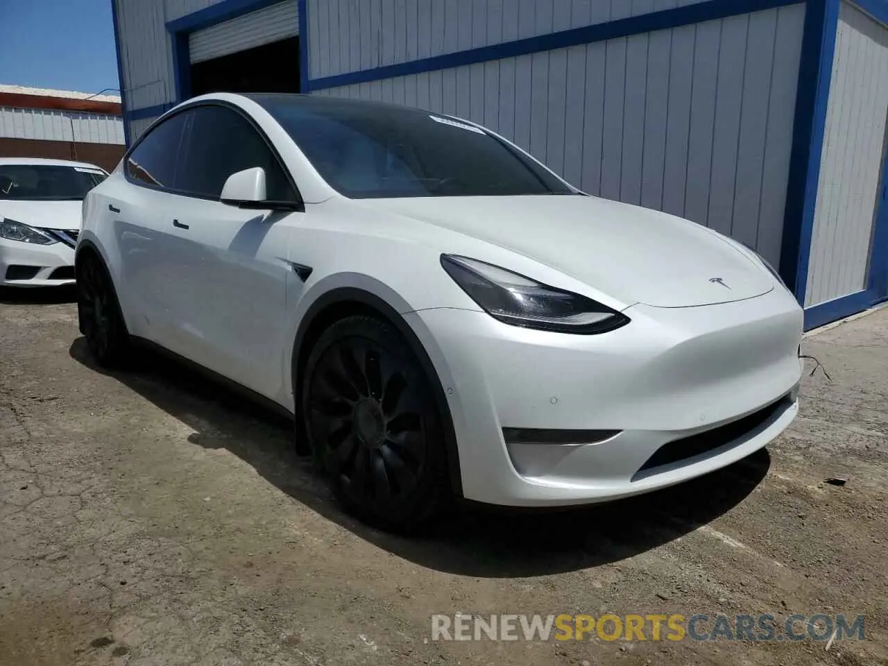 4 Photograph of a damaged car 5YJYGDEFXMF293903 TESLA MODEL Y 2021
