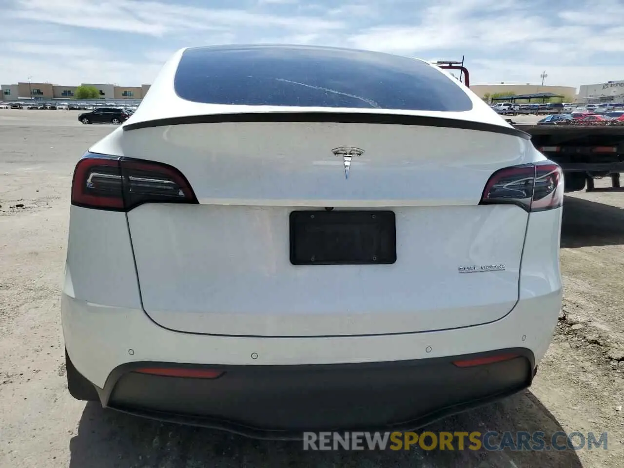 6 Photograph of a damaged car 5YJYGDEFXMF293903 TESLA MODEL Y 2021