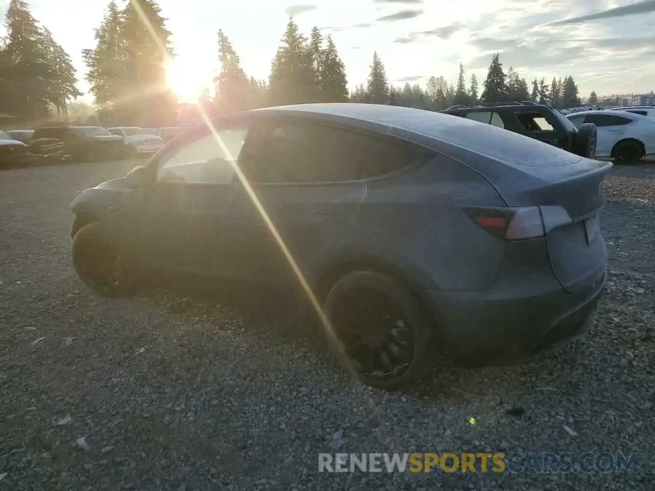 2 Photograph of a damaged car 7SAYGAEE0NF342178 TESLA MODEL Y 2022