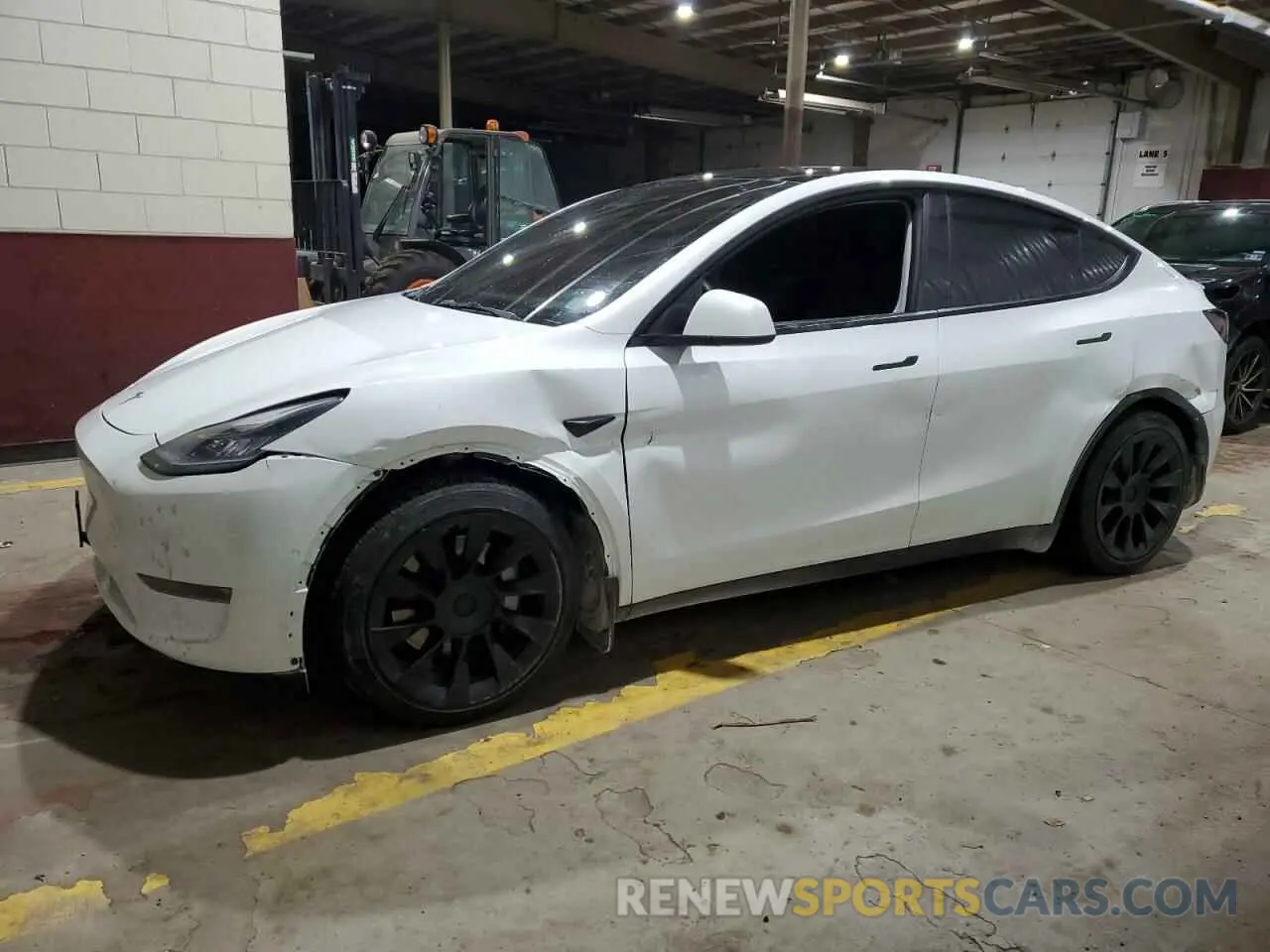 1 Photograph of a damaged car 7SAYGAEE0NF401634 TESLA MODEL Y 2022