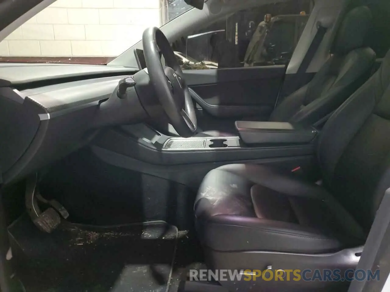 7 Photograph of a damaged car 7SAYGAEE0NF401634 TESLA MODEL Y 2022