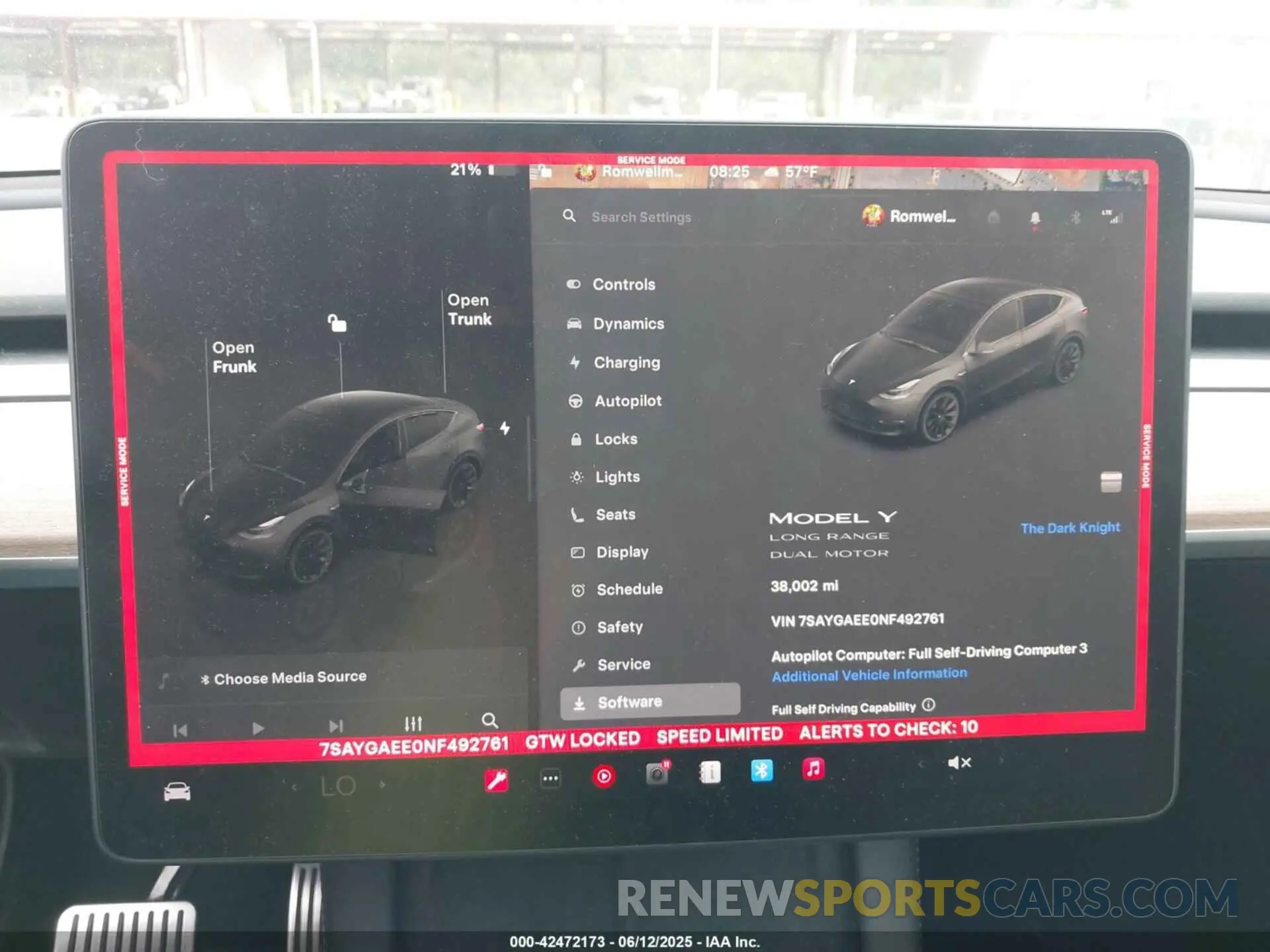 7 Photograph of a damaged car 7SAYGAEE0NF492761 TESLA MODEL Y 2022