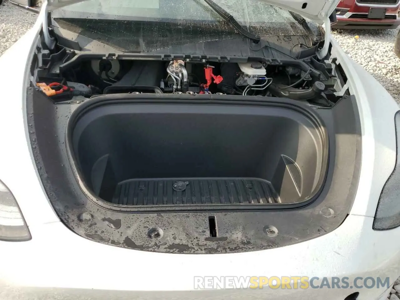 11 Photograph of a damaged car 7SAYGAEE0NF521885 TESLA MODEL Y 2022