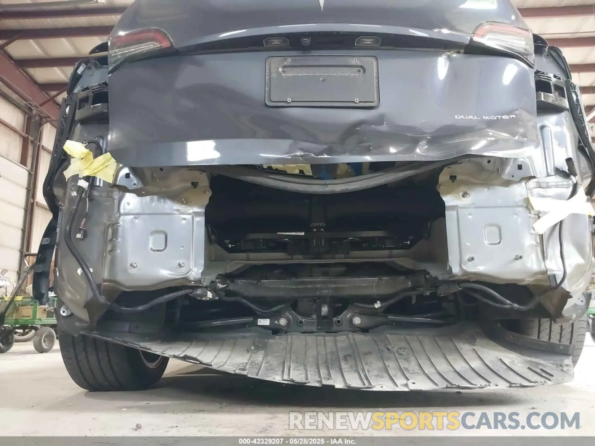 6 Photograph of a damaged car 7SAYGAEE0NF567801 TESLA MODEL Y 2022