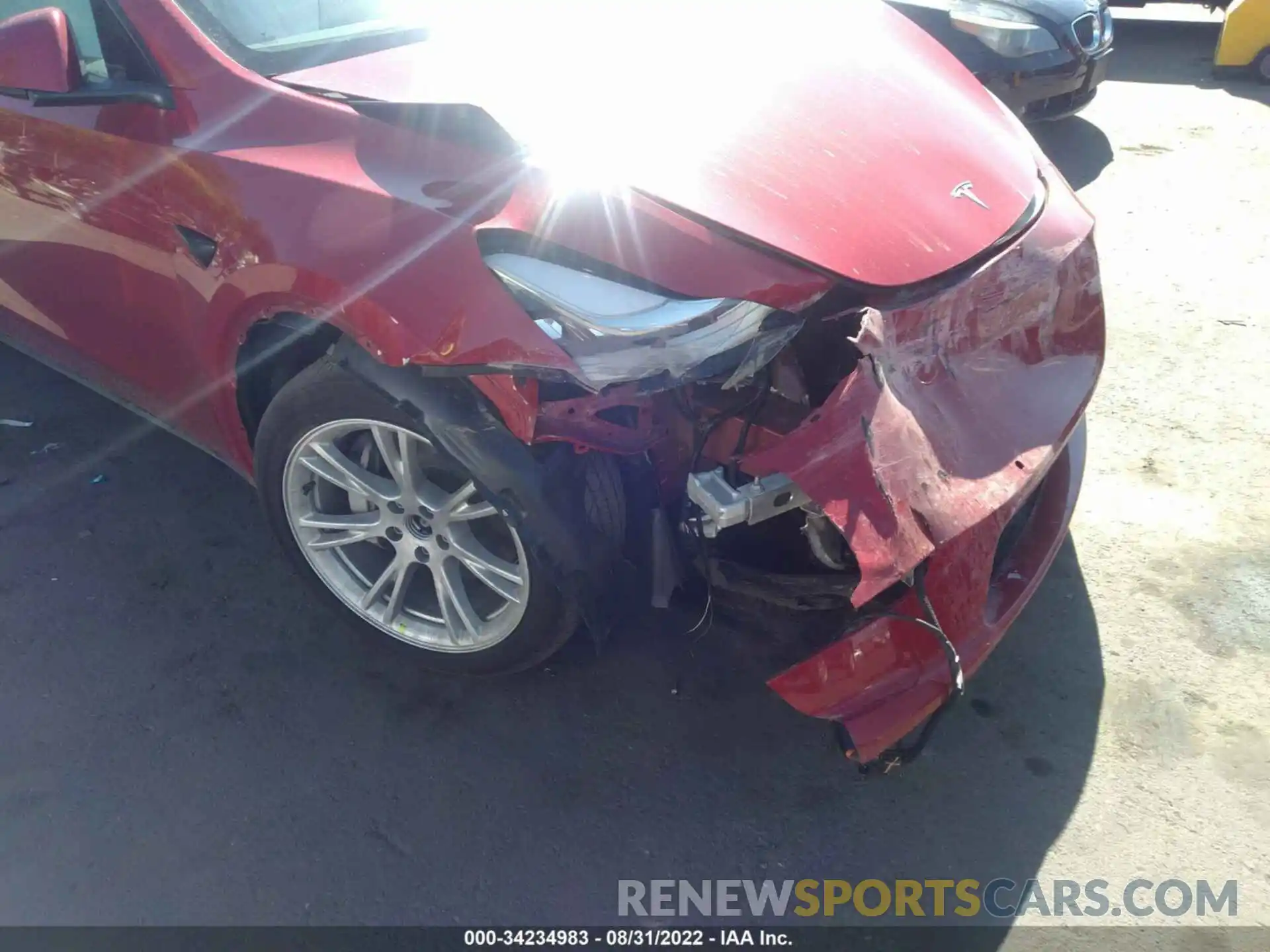 6 Photograph of a damaged car 7SAYGAEE1NF340004 TESLA MODEL Y 2022