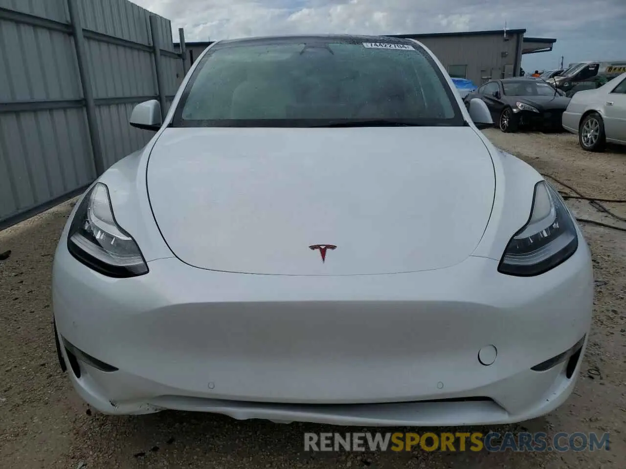 5 Photograph of a damaged car 7SAYGAEE1NF359510 TESLA MODEL Y 2022
