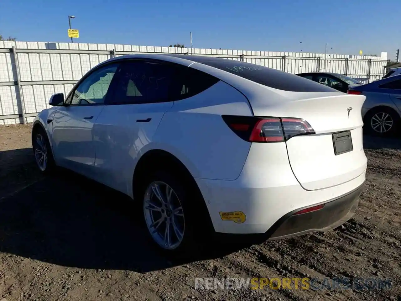 2 Photograph of a damaged car 7SAYGAEE1NF405238 TESLA MODEL Y 2022