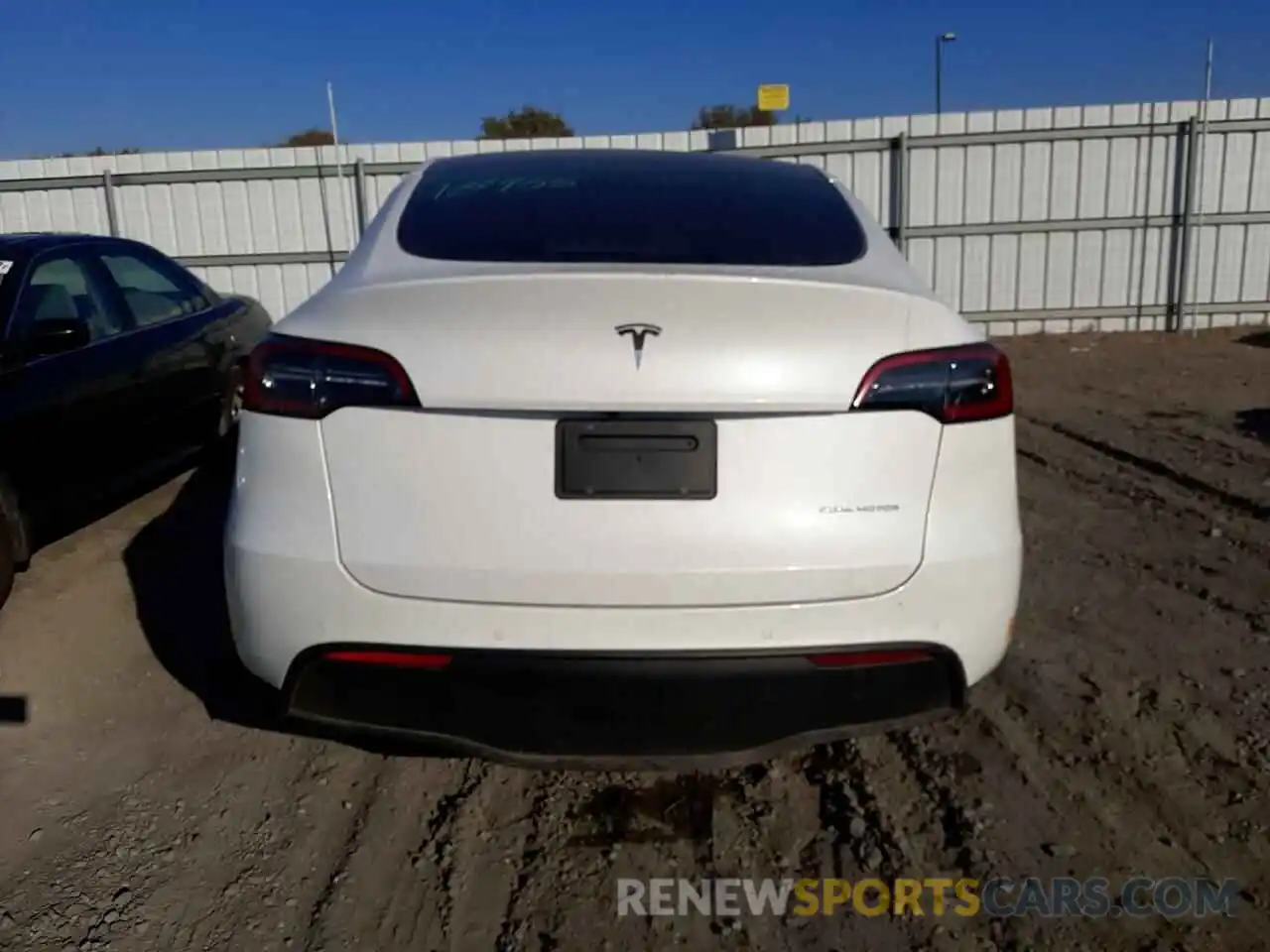 6 Photograph of a damaged car 7SAYGAEE1NF405238 TESLA MODEL Y 2022